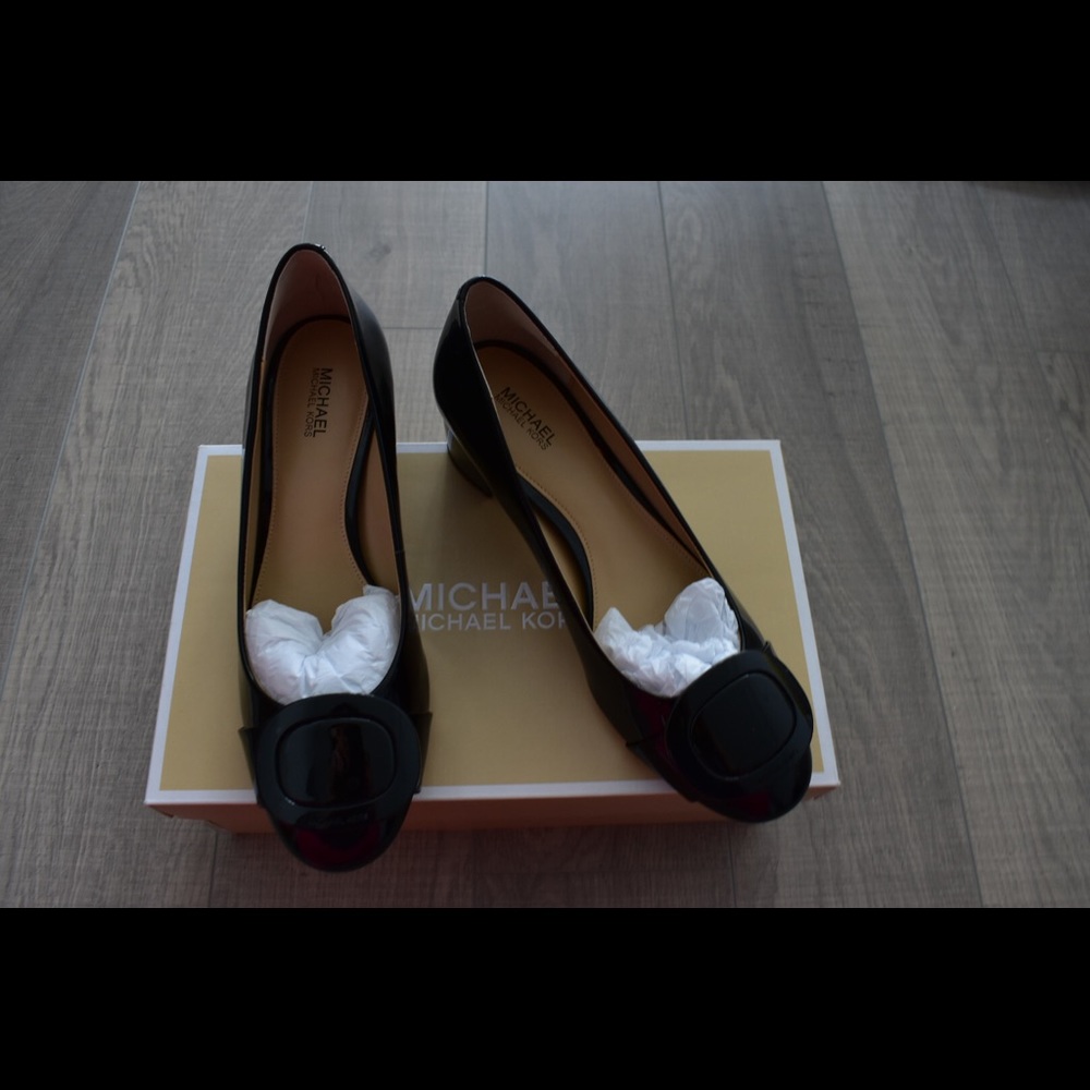 Brand new Micheal Kors high heel 7.5 - Picture 3 of 3